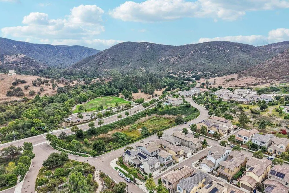 2911 Eldenberry Street Escondido, CA 92029