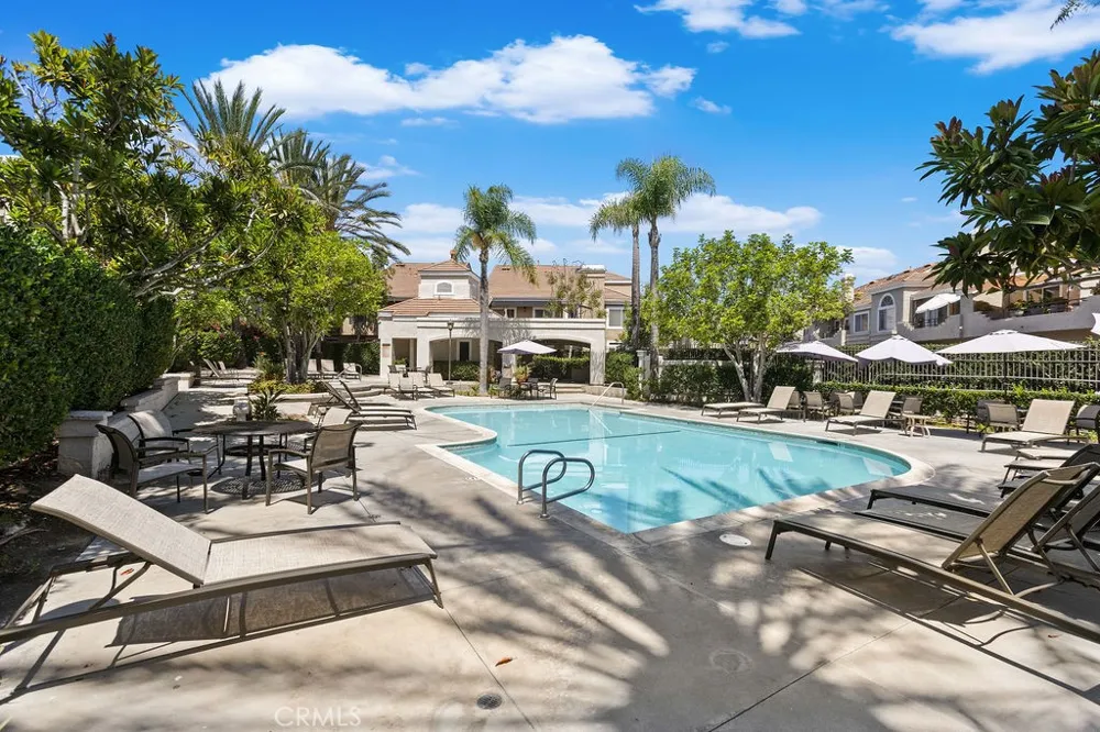 25102 Calle Playa Laguna Niguel, CA 92677