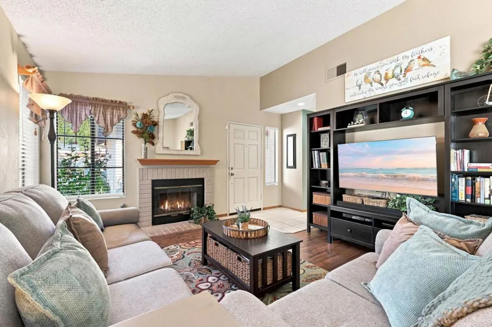 807 Cleveland Avenue Escondido, CA 92026