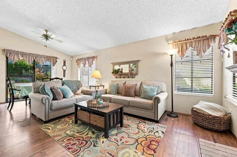 807 Cleveland Avenue Escondido, CA 92026