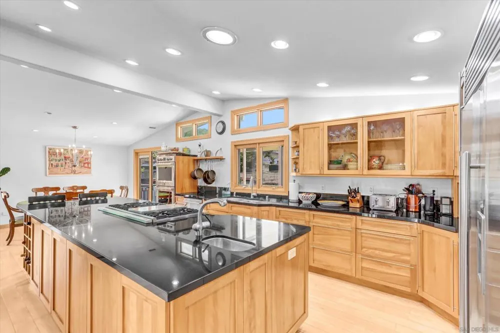9460 Haley Lane La Mesa, CA 91941