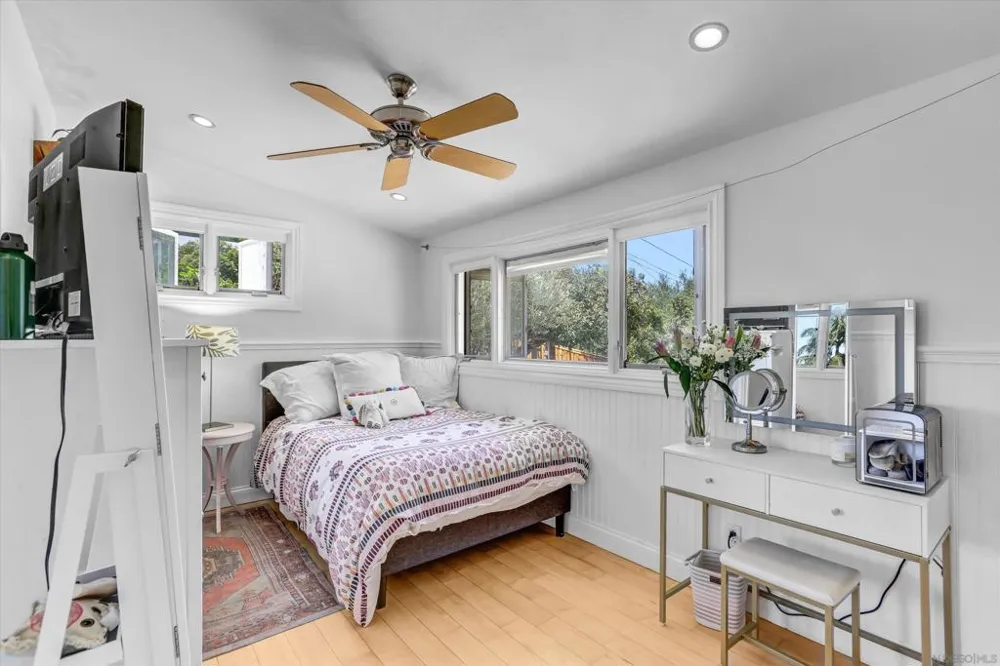 9460 Haley Lane La Mesa, CA 91941