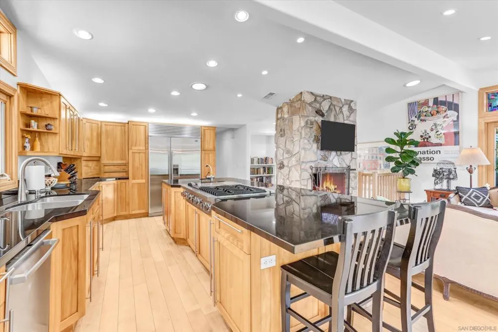 9460 Haley Lane La Mesa, CA 91941