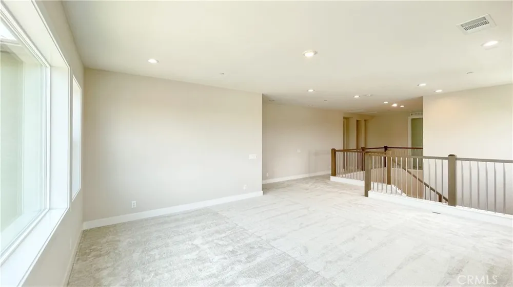 101 Walworth Lake Forest, CA 92630