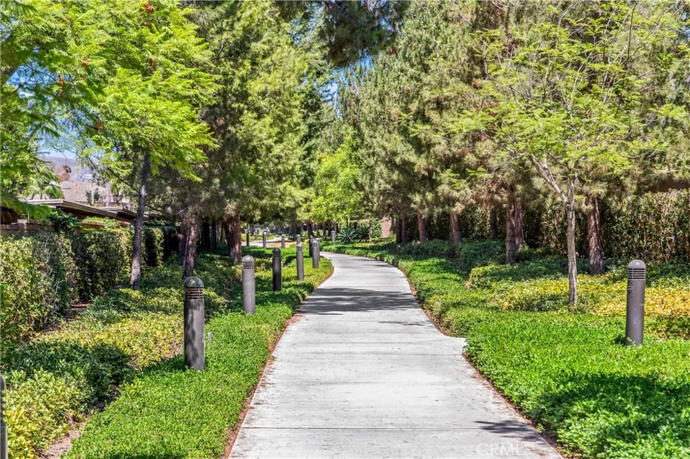 53 Streamwood Irvine, CA 92620