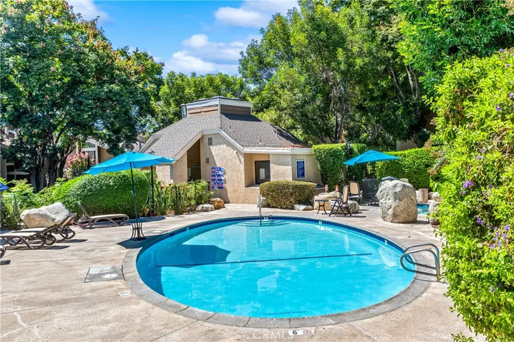 53 Streamwood Irvine, CA 92620
