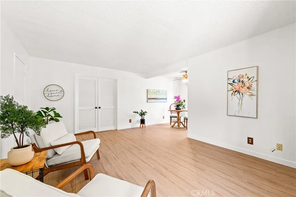 53 Streamwood Irvine, CA 92620