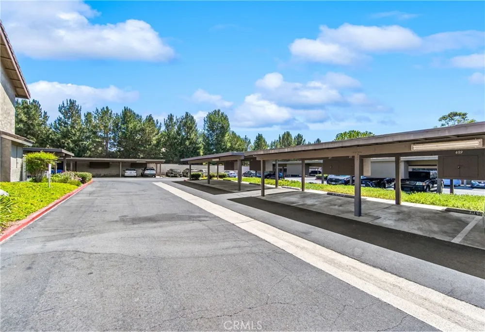 53 Streamwood Irvine, CA 92620