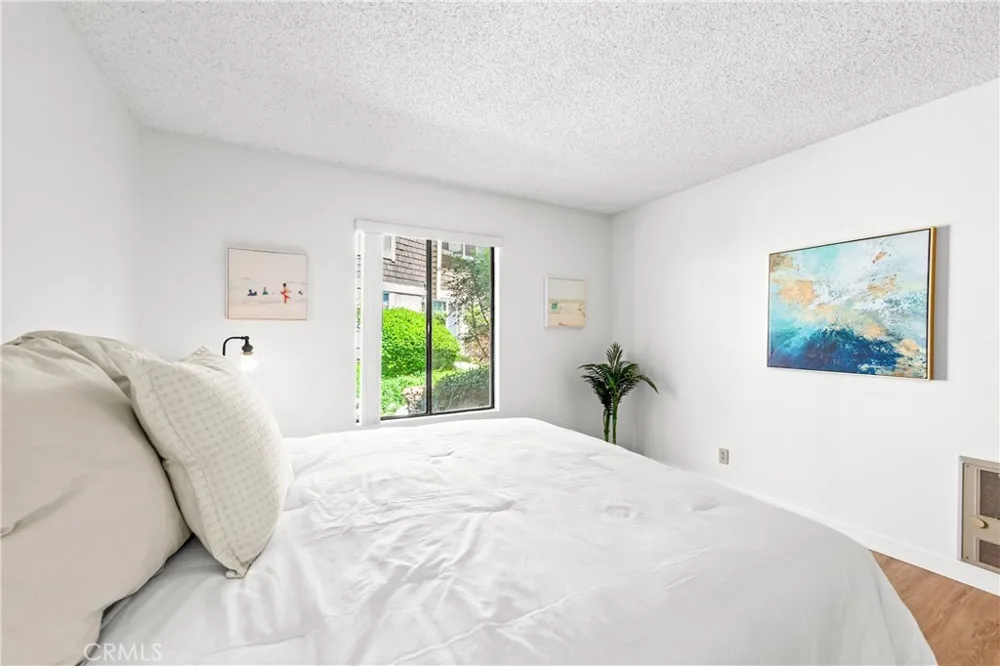 53 Streamwood Irvine, CA 92620