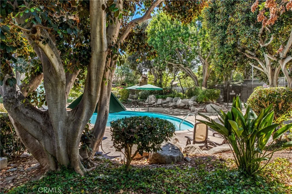 53 Streamwood Irvine, CA 92620