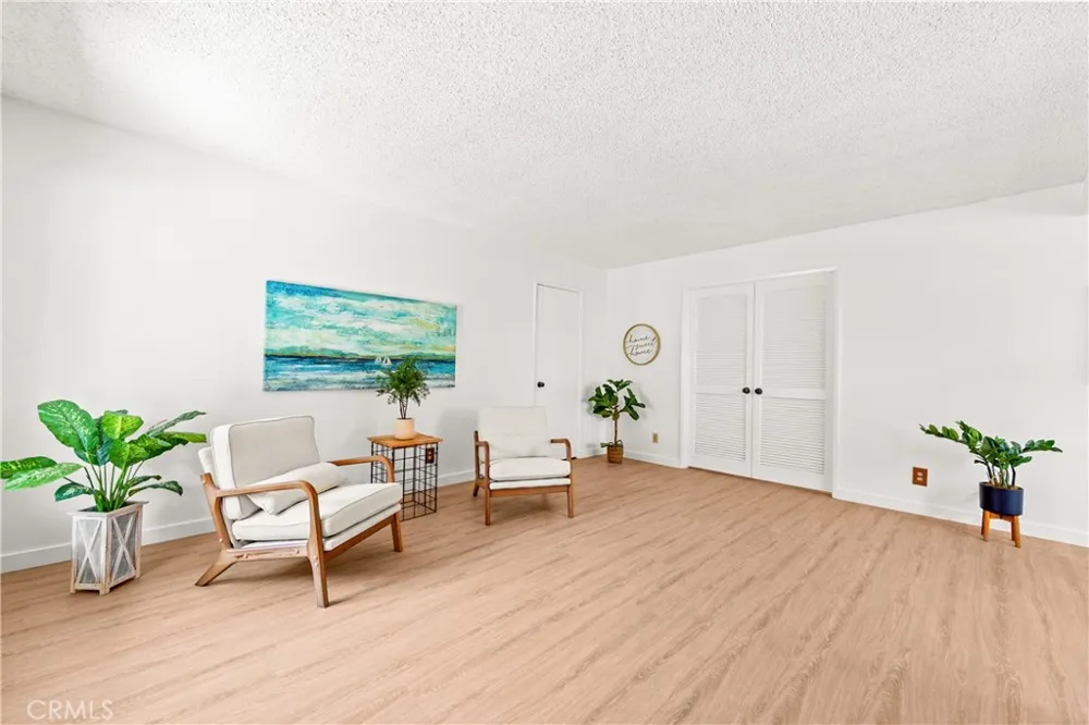 53 Streamwood Irvine, CA 92620