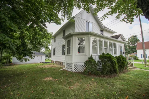 822 Main Street