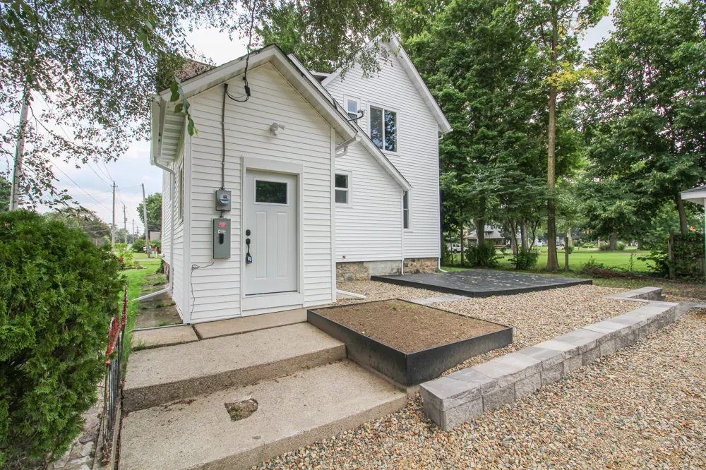 822 Main Street Three Rivers, MI 49093