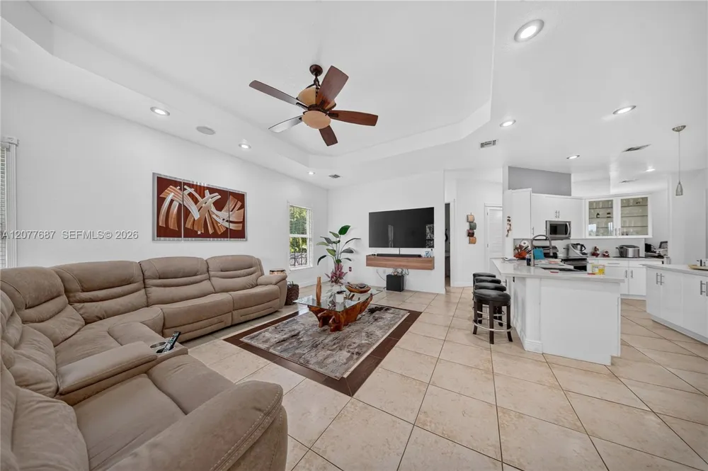 21255 SW 213th Ave Rd Miami, FL 33187