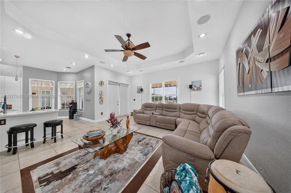 21255 SW 213th Ave Rd Miami, FL 33187