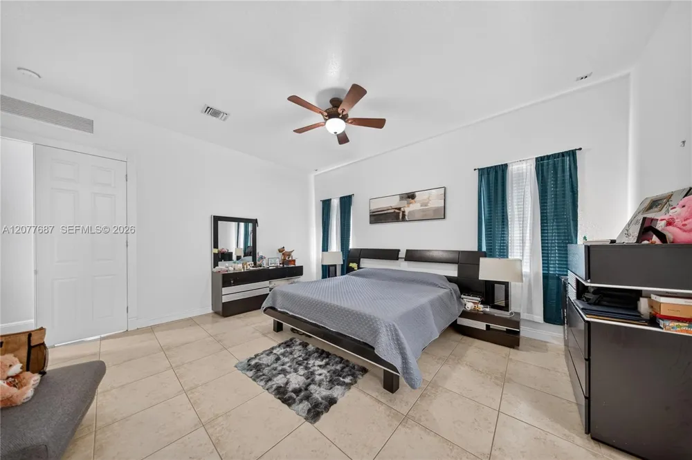 21255 SW 213th Ave Rd Miami, FL 33187