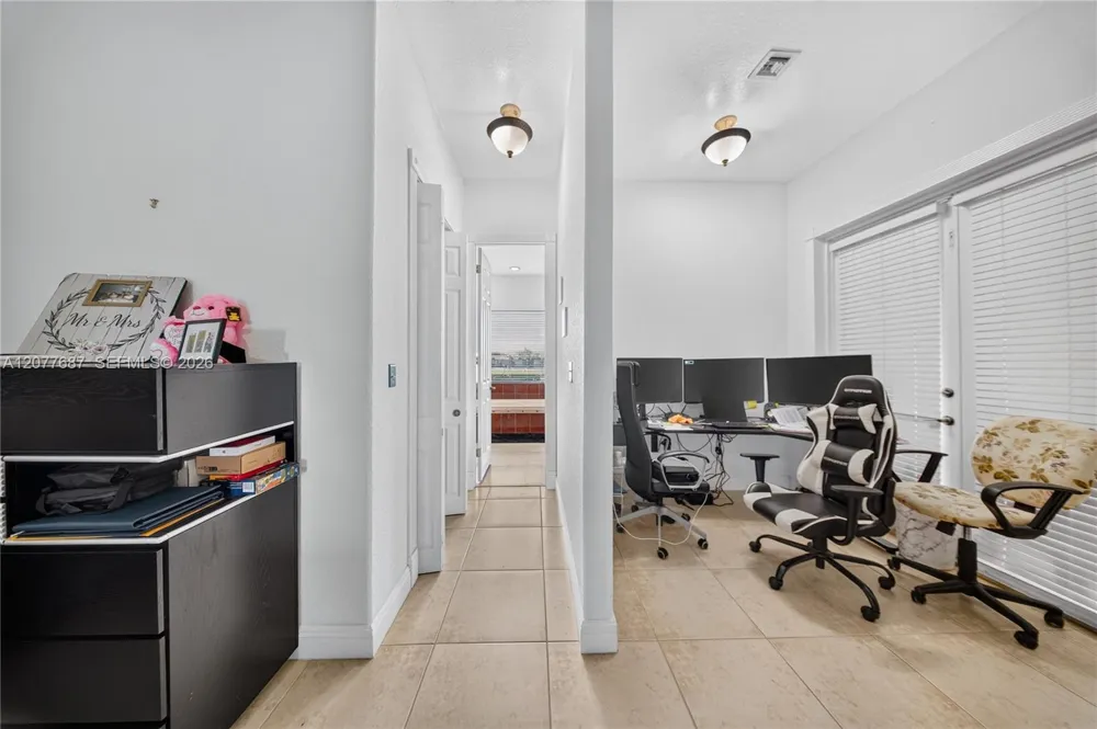 21255 SW 213th Ave Rd Miami, FL 33187