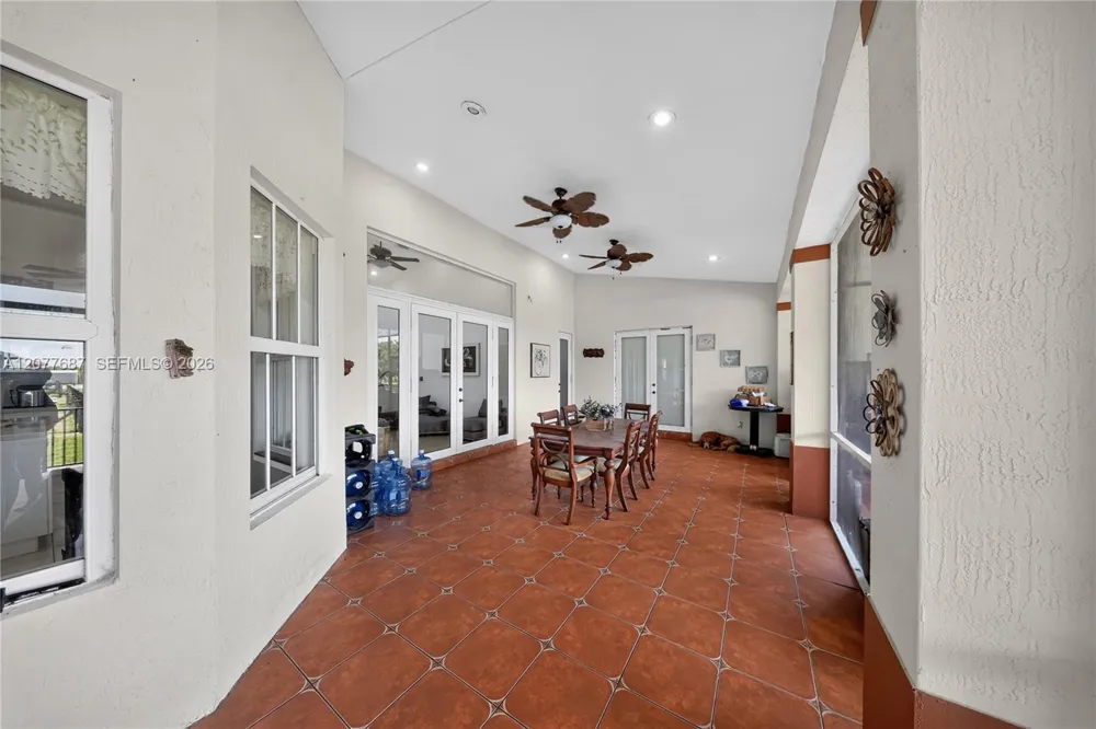 21255 SW 213th Ave Rd Miami, FL 33187