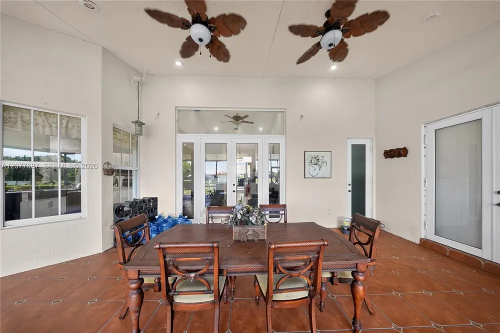 21255 SW 213th Ave Rd Miami, FL 33187