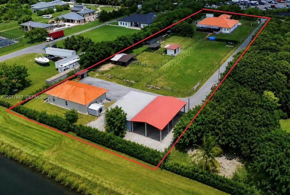 21255 SW 213th Ave Rd Miami, FL 33187