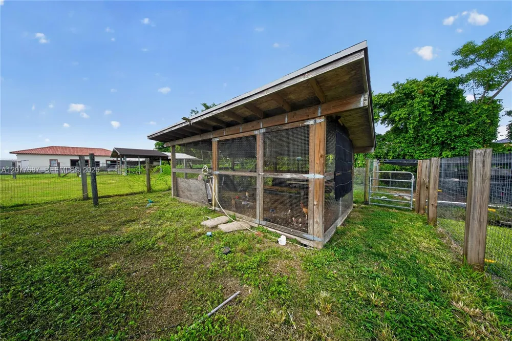 21255 SW 213th Ave Rd Miami, FL 33187