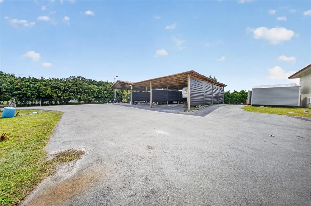 21255 SW 213th Ave Rd Miami, FL 33187