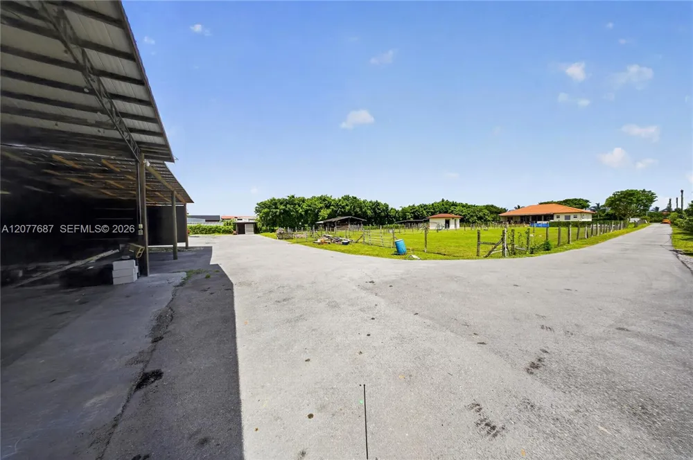 21255 SW 213th Ave Rd Miami, FL 33187