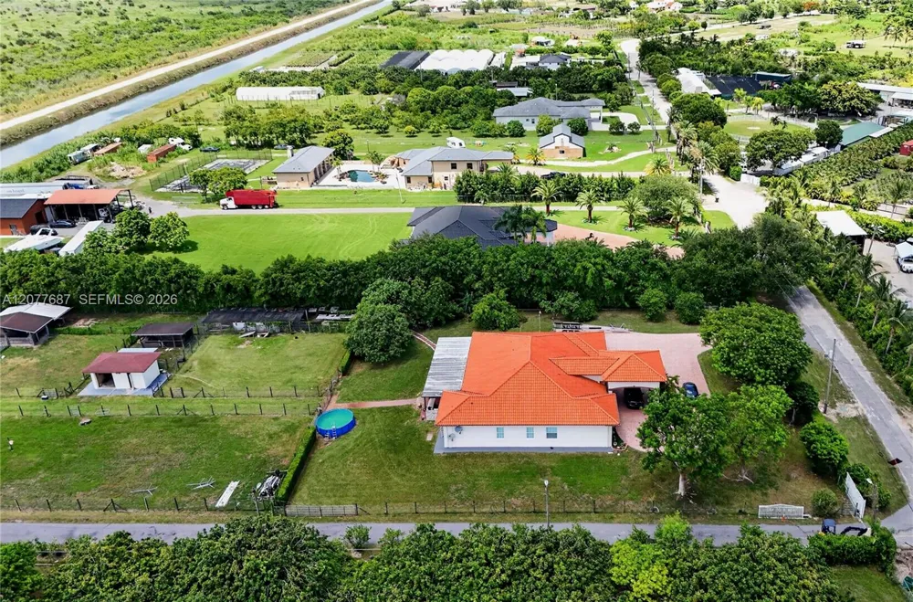 21255 SW 213th Ave Rd Miami, FL 33187