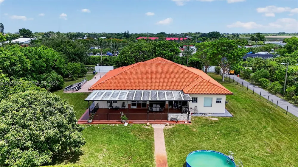21255 SW 213th Ave Rd Miami, FL 33187