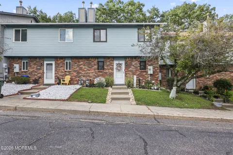 3 Eagle Court