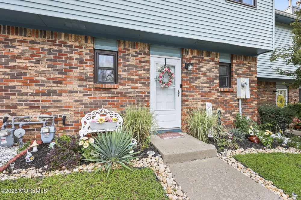 3 Eagle Court Howell, NJ 07731