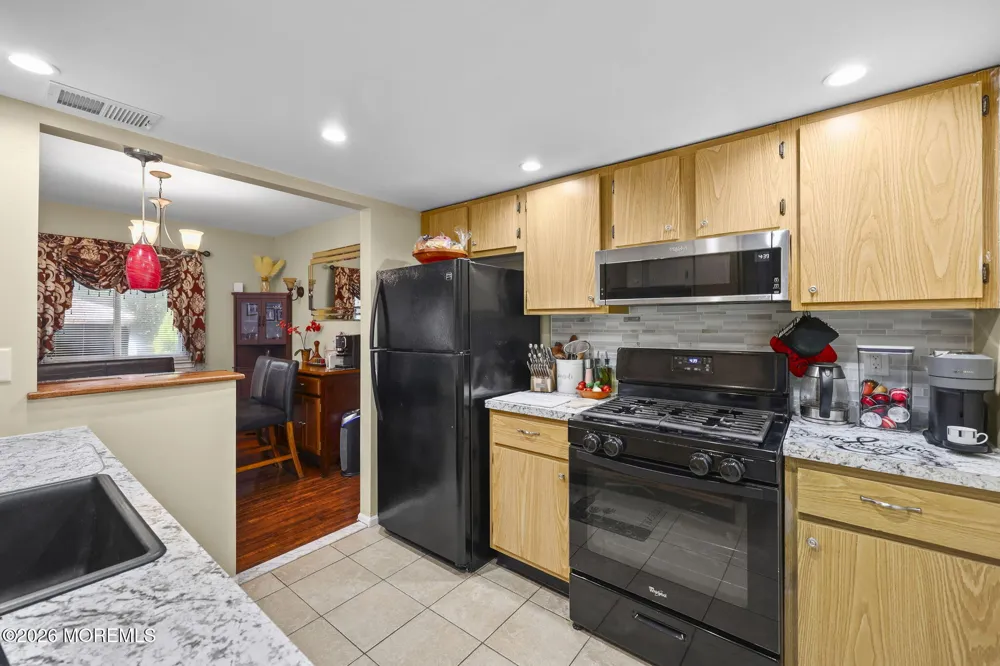 3 Eagle Court Howell, NJ 07731