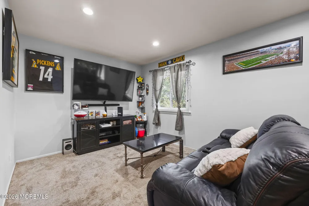 3 Eagle Court Howell, NJ 07731