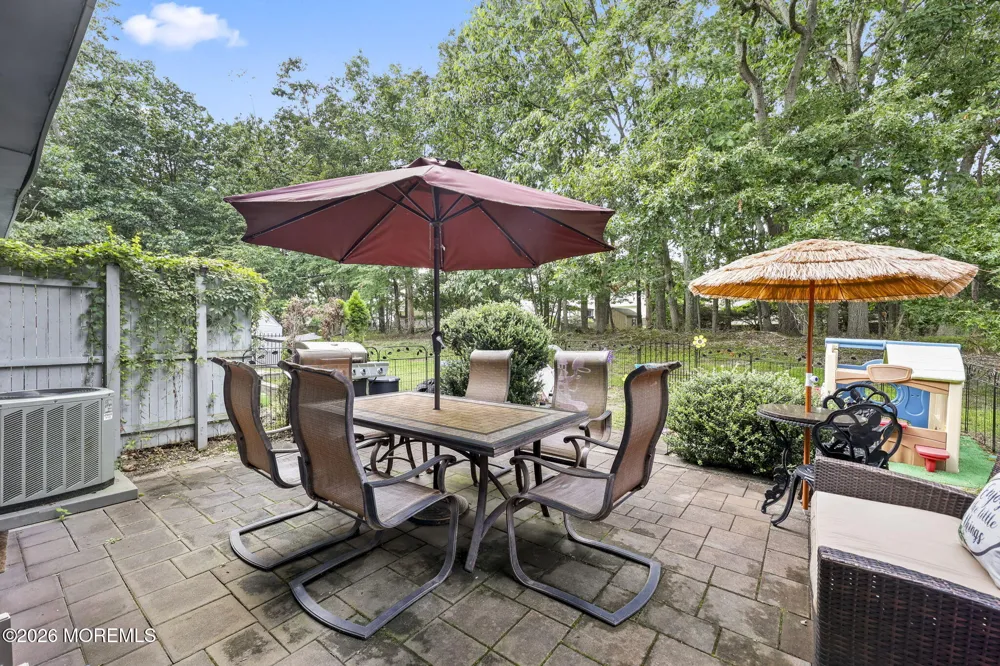 3 Eagle Court Howell, NJ 07731
