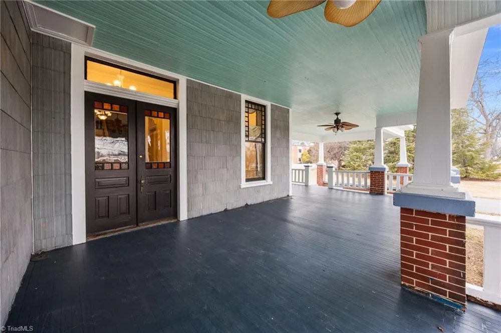 408 S Main Street Reidsville, NC 27320