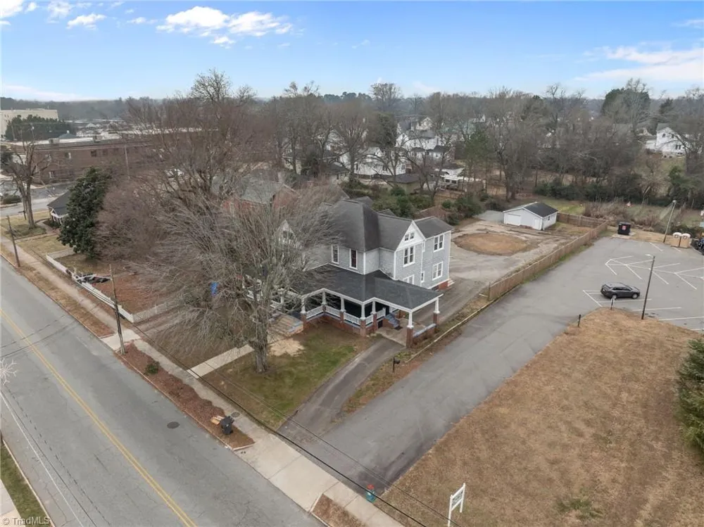 408 S Main Street Reidsville, NC 27320