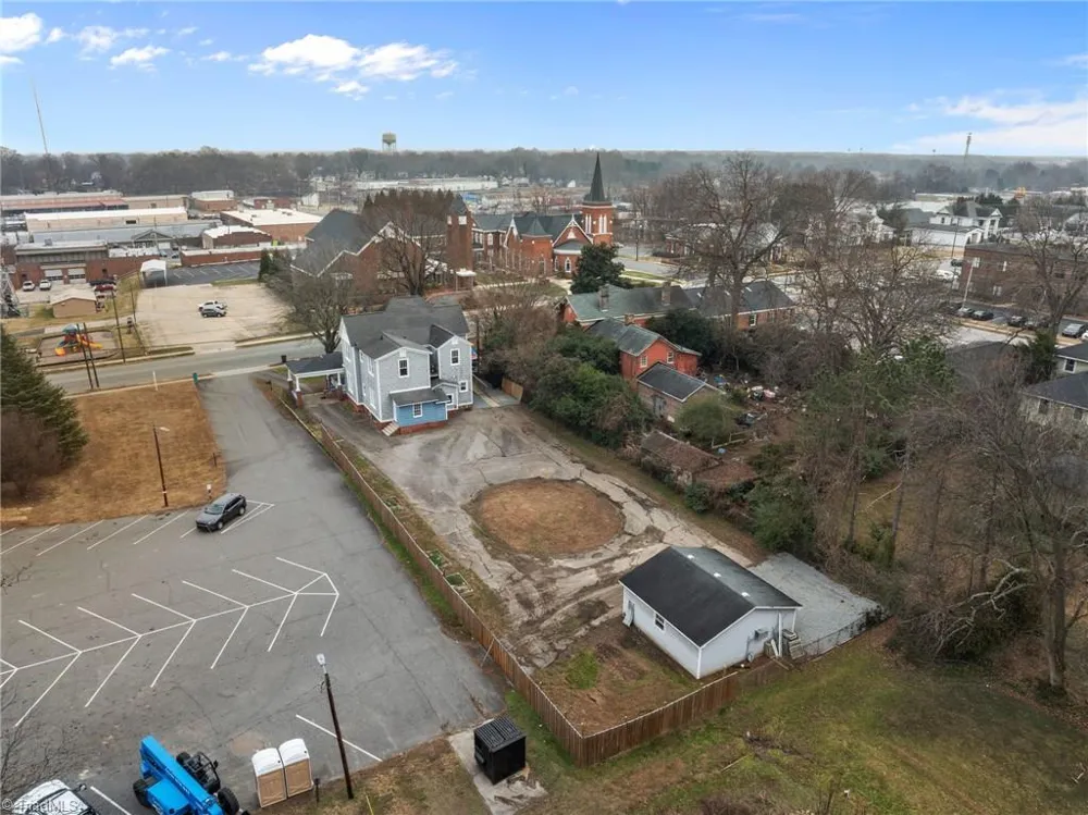 408 S Main Street Reidsville, NC 27320