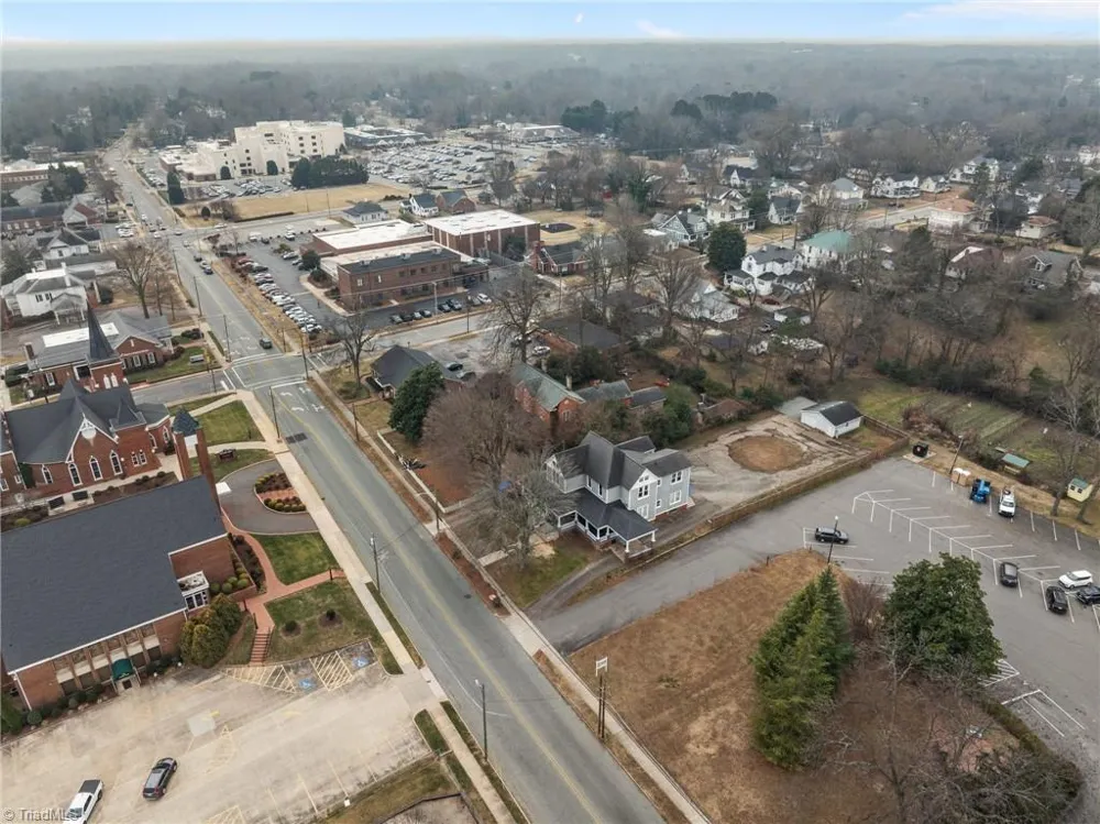 408 S Main Street Reidsville, NC 27320