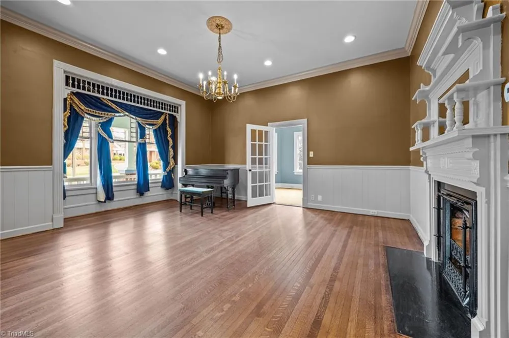 408 S Main Street Reidsville, NC 27320