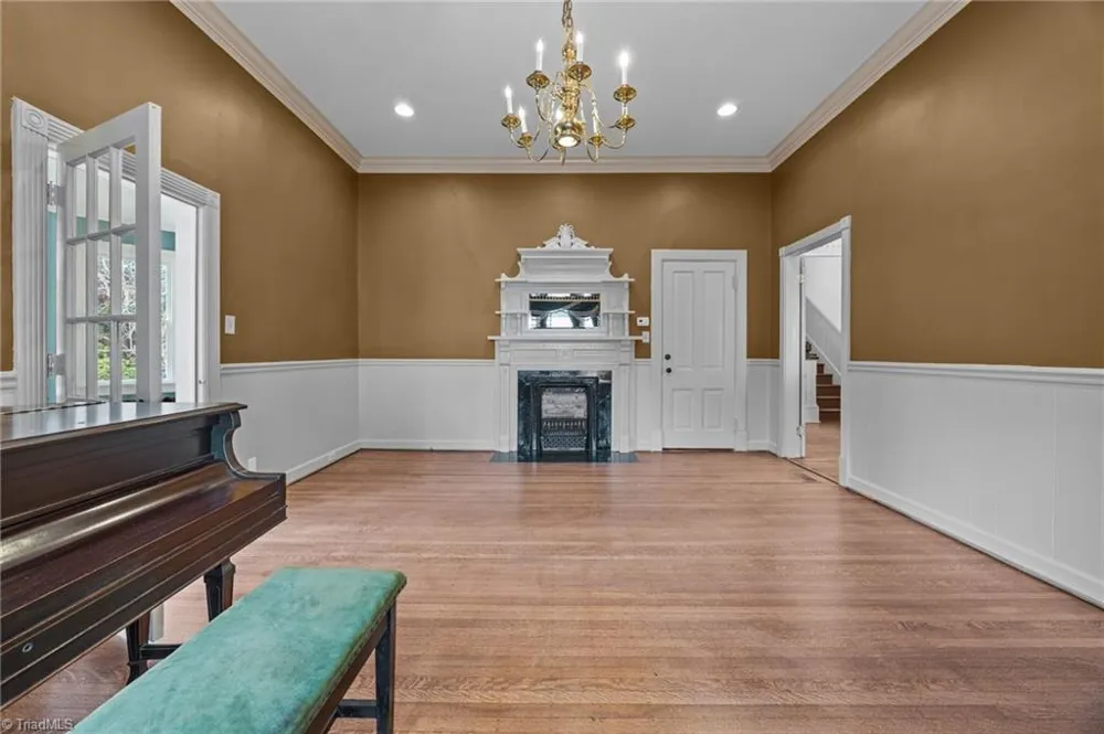408 S Main Street Reidsville, NC 27320