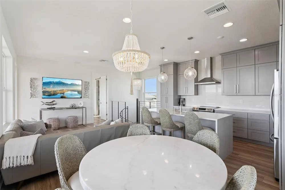 6274 TURTLEMOUND ROAD New Smyrna Beach, FL 32169
