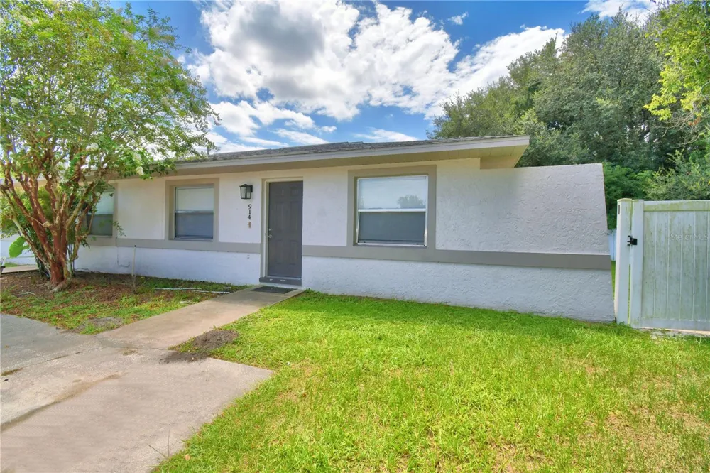 914 GRAPE AVENUE St Cloud, FL 34769