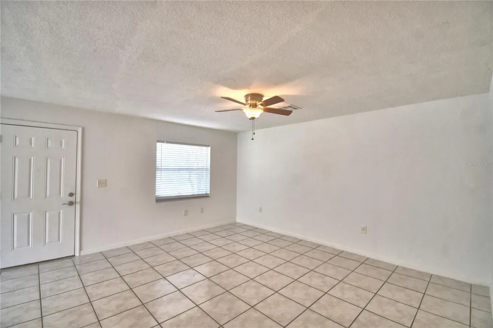 914 GRAPE AVENUE St Cloud, FL 34769