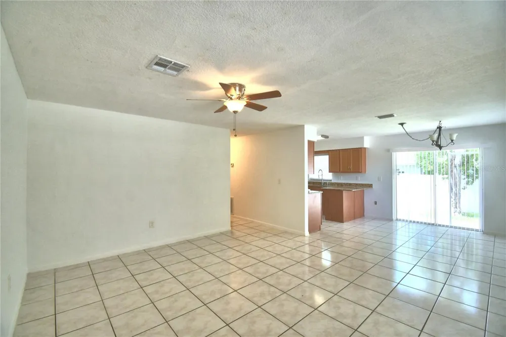 914 GRAPE AVENUE St Cloud, FL 34769