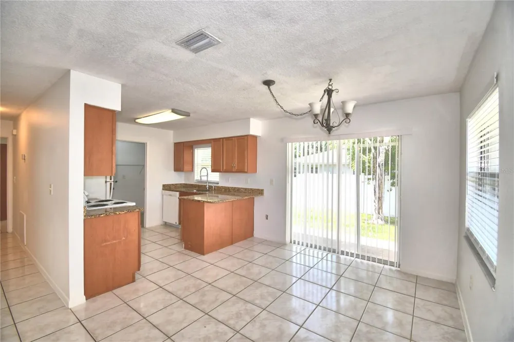 914 GRAPE AVENUE St Cloud, FL 34769