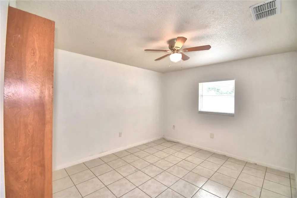 914 GRAPE AVENUE St Cloud, FL 34769