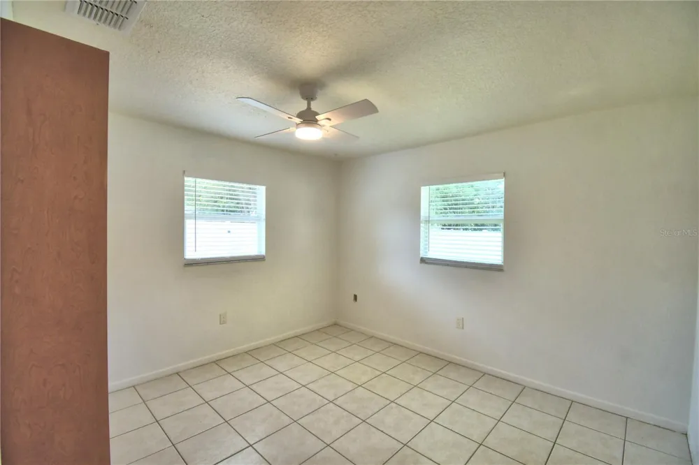 914 GRAPE AVENUE St Cloud, FL 34769