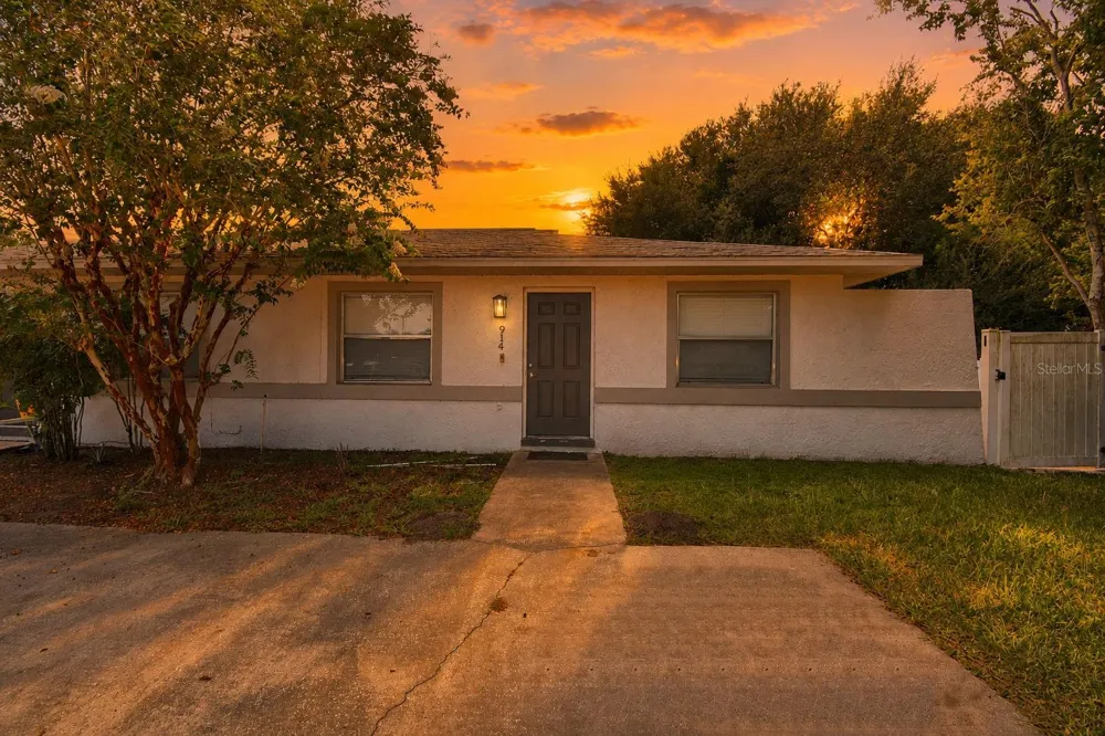 914 GRAPE AVENUE St Cloud, FL 34769