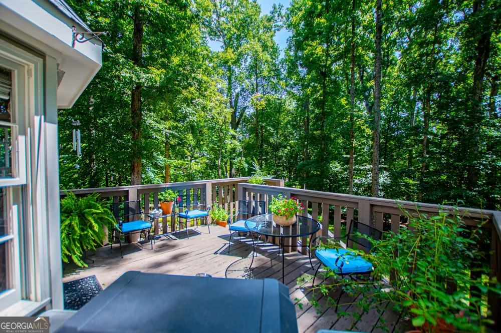 3191 Cedardale DR Douglasville, GA 30135