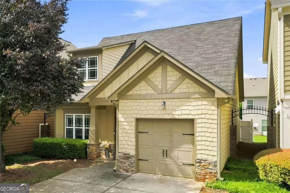 65 Highland Pointe CIR E Dawsonville, GA 30534